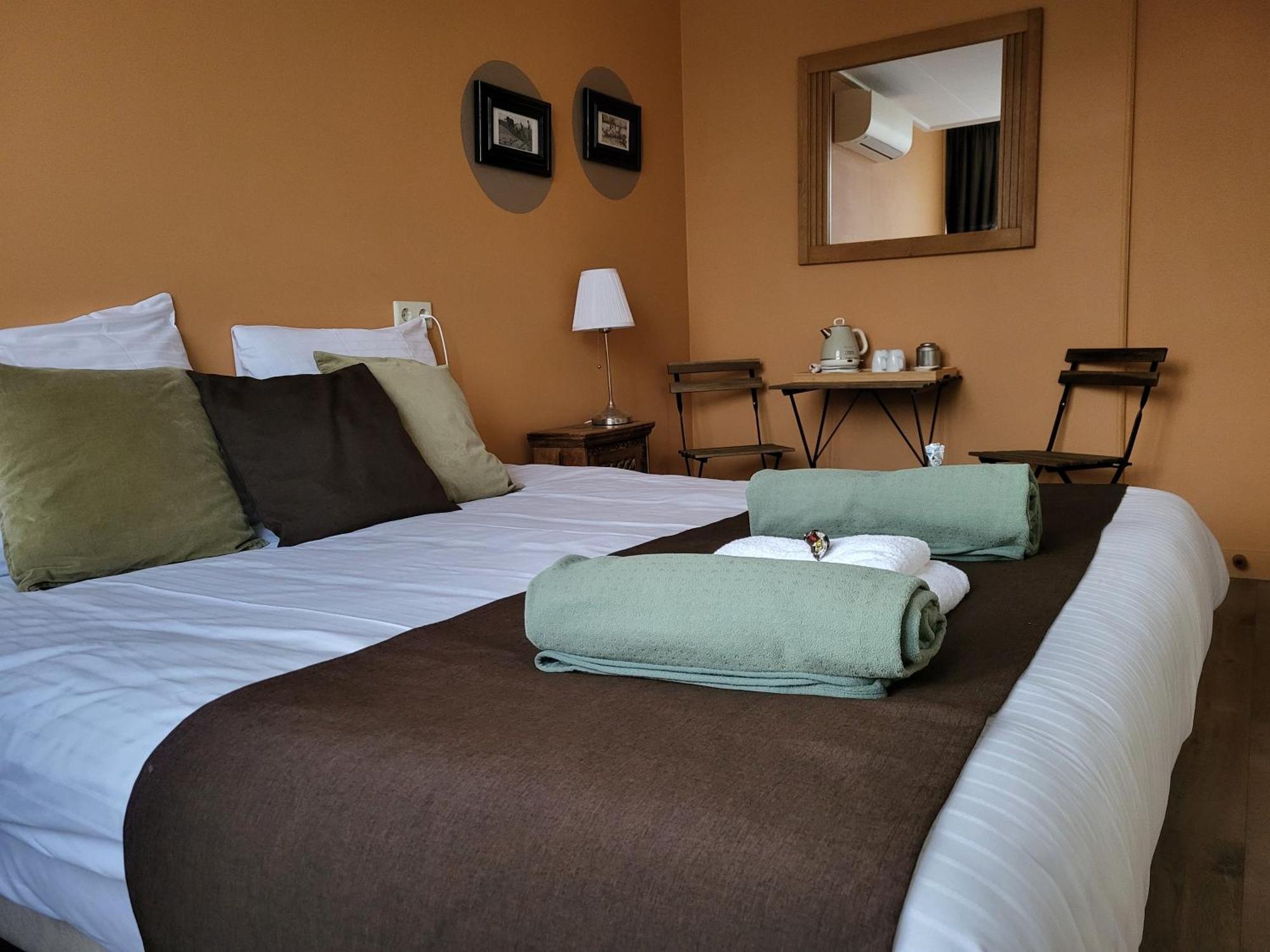 Hotel Stedswal Sloten  Esterno foto